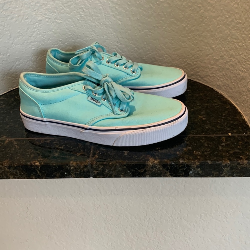 Women’s Vans size7